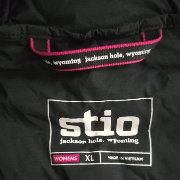 Stio Women's Black Quilted Jacket XL - Picture 7 of 9